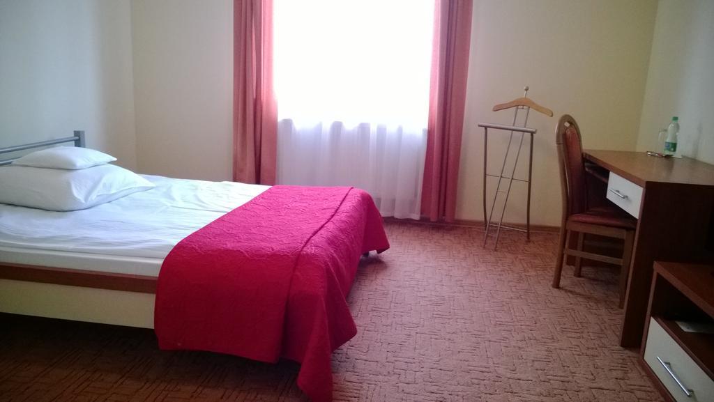 Hotel Yuca Łódź Zimmer foto
