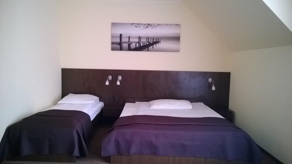 Hotel Yuca Łódź Zimmer foto