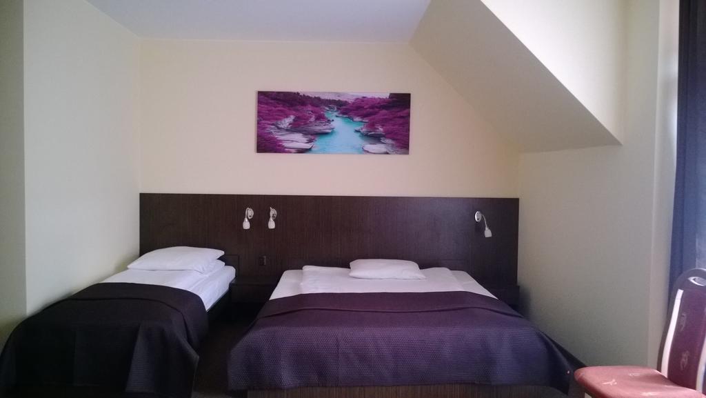 Hotel Yuca Łódź Zimmer foto